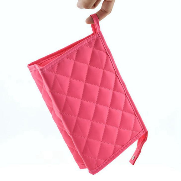 Diamond Lattice Toiletry Kit